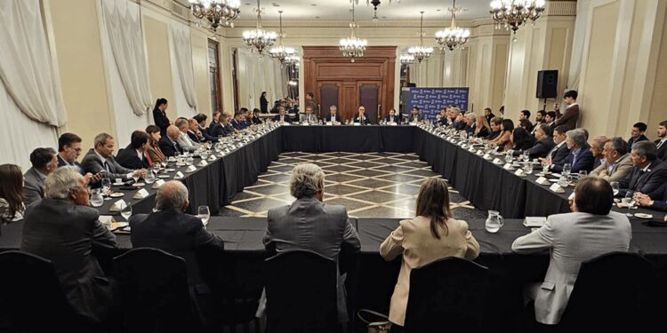 La Mesa de Enlace, en un encuentro con el Gobierno: “Quieren mantener el dólar bajo”
