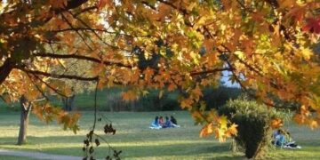Las temperaturas no bajan en Tucumán y el otoño todavía no dio señales
