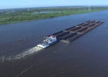 Hidrovía Paraguay – Paraná: respaldan el avance del nuevo proceso licitatorio de la Vía Navegable Troncal