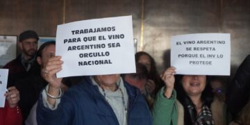 Protestas en el INV: trabajadores alertan por la trazabilidad y los controles en la vitivinicultura