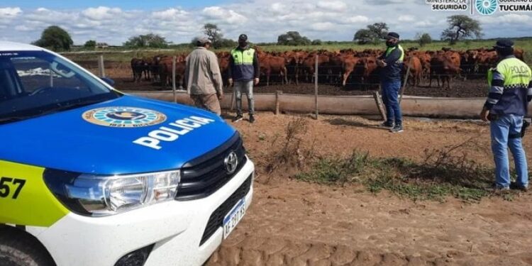 Delitos rurales: reunión entre la Sociedad Rural de Tucumán y la Policía