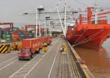 El Gobierno encara una reunión crucial para el futuro de la Hidrovía