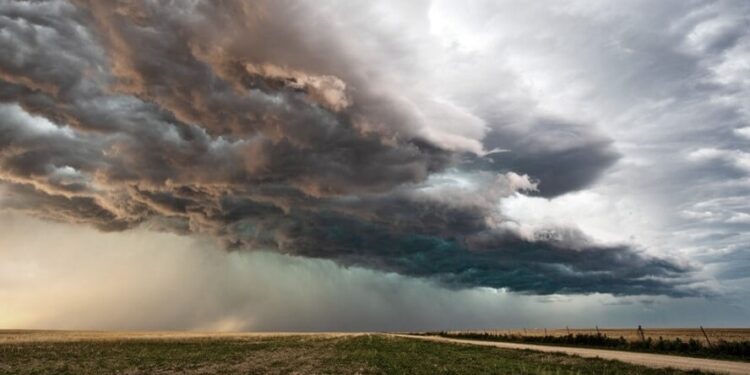 La Tormenta de Santa Rosa llega puntual, con lluvias y augura una primavera de fuertes calores