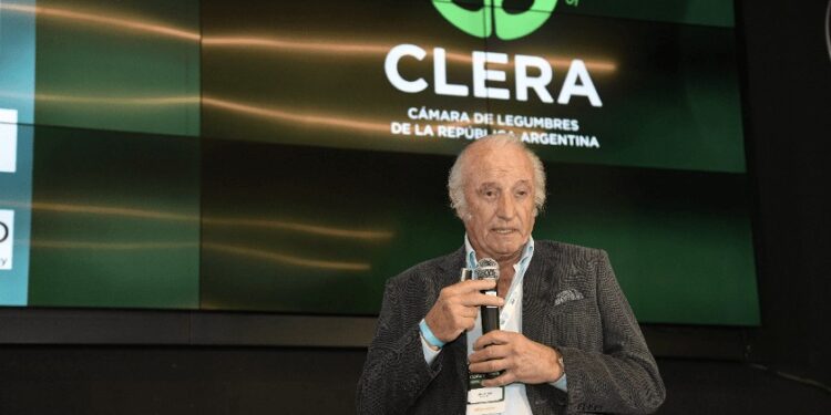 “Por los stocks en EEUU, la soja debería estar en U$S 500: en algún momento el mercado va a corregir”