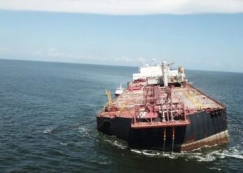 El petróleo rebota con fuerza por el bloqueo de EEUU a Venezuela