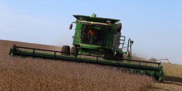 Luz de alerta en el mercado nacional de la maquinaria agrícola