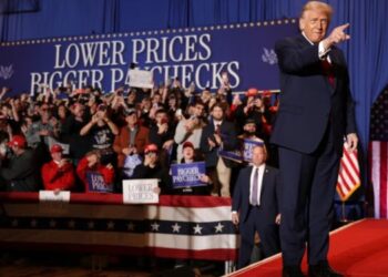 Trump dio un guiño al campo y apoyó el bioetanol: propuso elevar el corte al 15 %