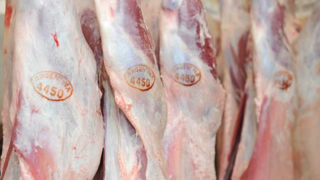 Nuevo mapa del consumo argentino: carne vacuna firme, pollo, cerdo, y leche en alza