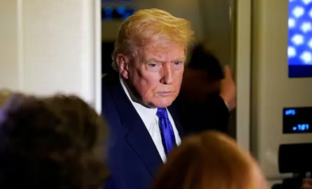 Trump busca asegurar el suministro de glifosato y firmó una orden para garantizarlo