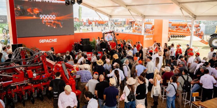 Apache brilló en Expoagro 2026 con innovación, negocios y el lanzamiento de la 90000 Air Drill
