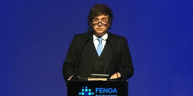 FENOA: las principales definiciones del discurso de Milei en Tucumán