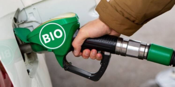 El Gobierno impulsa una nueva ley de biocombustibles: desregula el mercado y aumenta los “cortes”