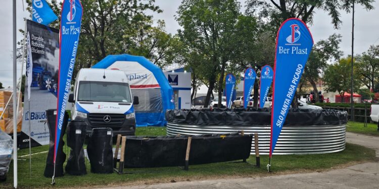 Berplast y el desafío de acompañar al productor más allá del producto