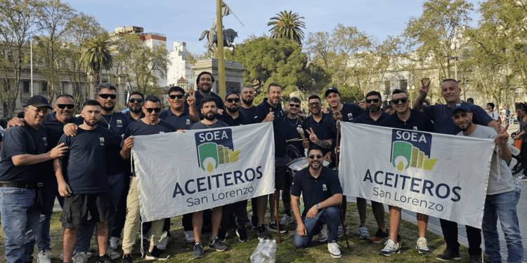 Alerta agroexportadora: en plena cosecha, un conflicto sindical dejó a los puertos al borde de la parálisis