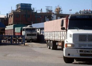 El derrame de la cosecha récord: 850.000 camiones en 4 meses y U$S 3.800 millones en gasoil