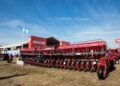 Apache brilló en Agroactiva 2026: gran cierre de negocios con 20 sembradoras vendidas y un fuerte respaldo internacional