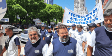 Reclamo aceitero: venció la conciliación y el conflicto salarial continúa, aunque por ahora sin paros