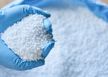 Celebran el trigo y el maíz: la urea viene en camino y a buenos precios
