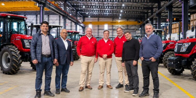 Apache Solís profundiza su apuesta en Argentina y proyecta tractores de hasta 200 HP