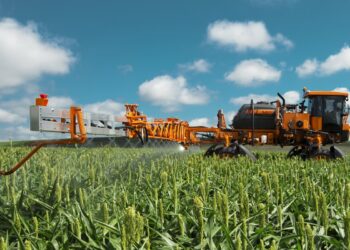 Pecán: Jacto presenta tecnología de pulverización y herramientas para mejorar el trabajo en el campo