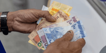 Lunes “negro” para los mercados en Brasil tras el triunfo de Lula: derrumbe bursátil y fuerte devaluación del real